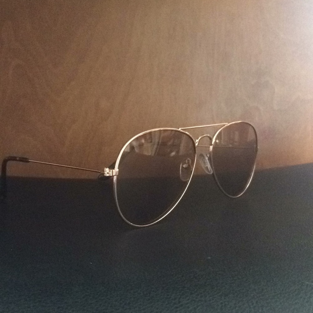 Brown sunglasses